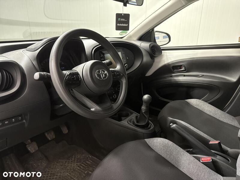 Toyota Aygo X 1.0 VVT-i Active - 10