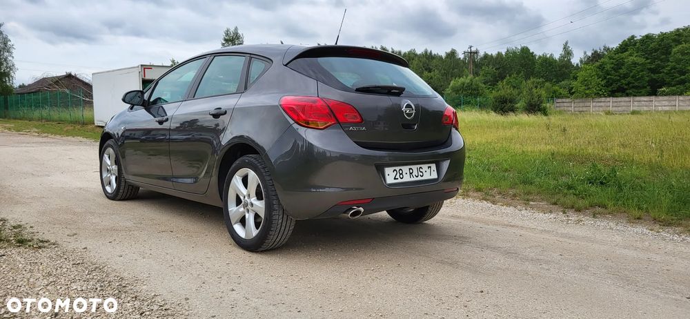 Opel Astra 1.4 T Enjoy - 2