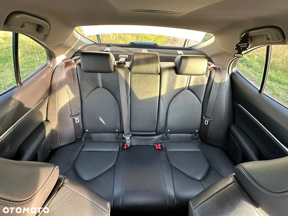 Toyota Camry 2.5 Hybrid Comfort CVT - 9