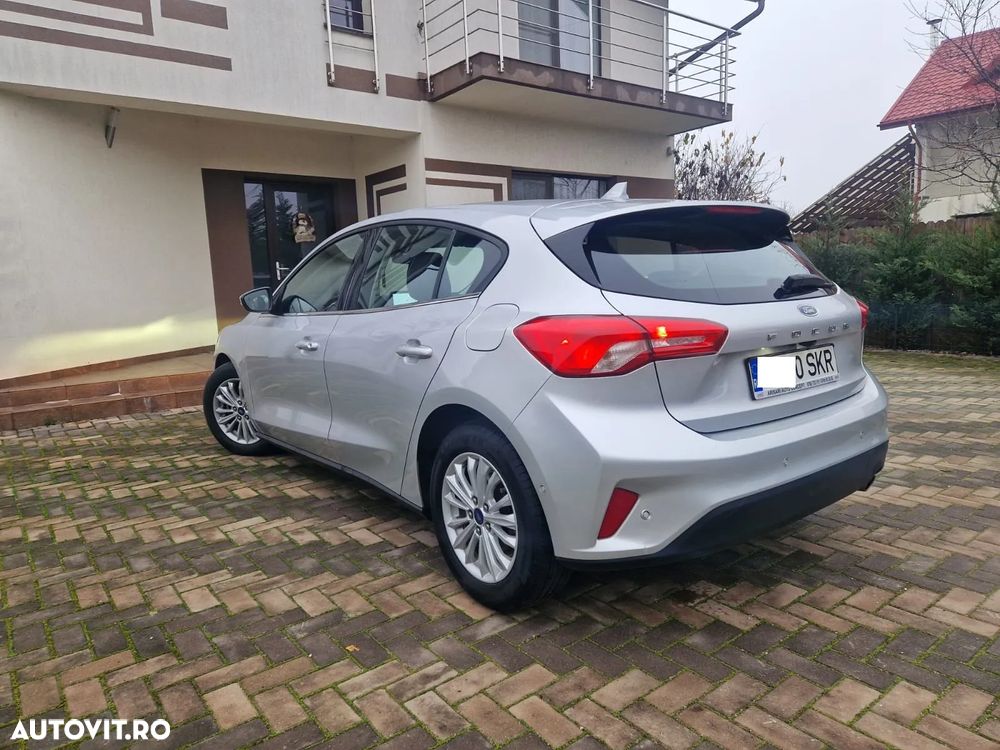 Ford Focus 1.0 EcoBoost Titanium - 25