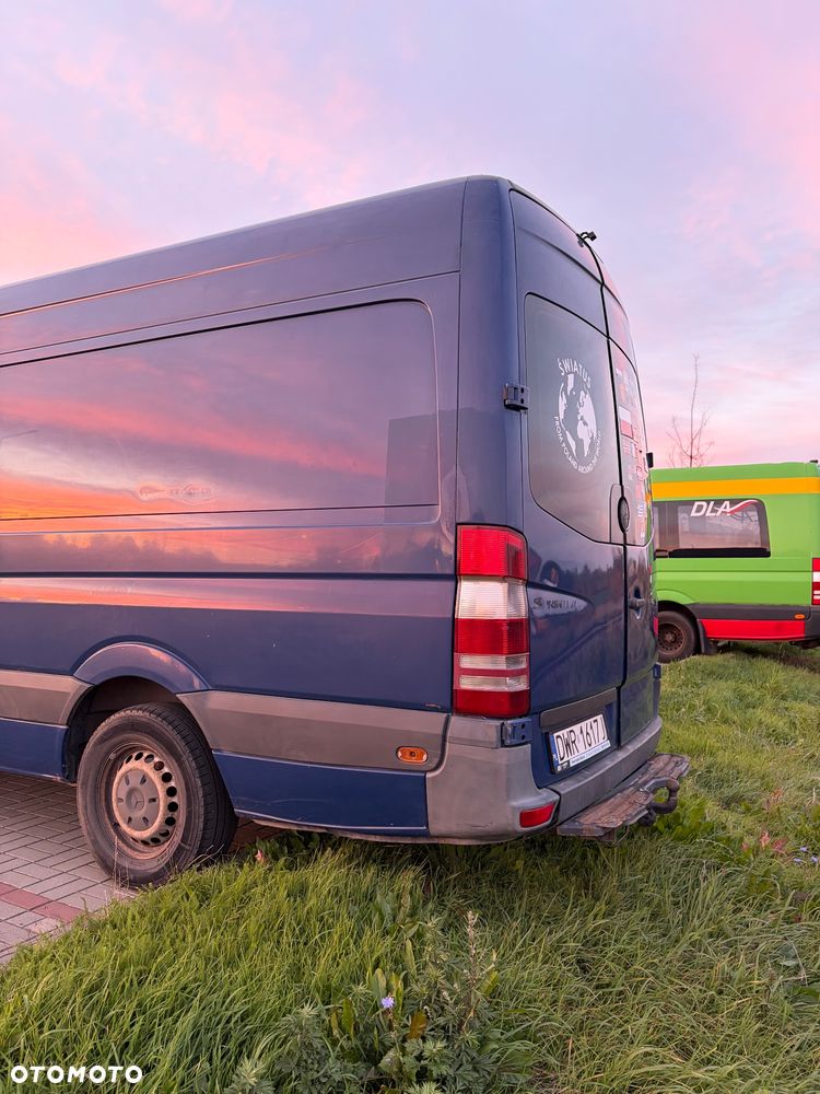 Mercedes-Benz Sprinter - 29