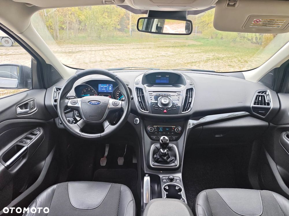 Ford Kuga 2.0 TDCi 4x4 Titanium - 25