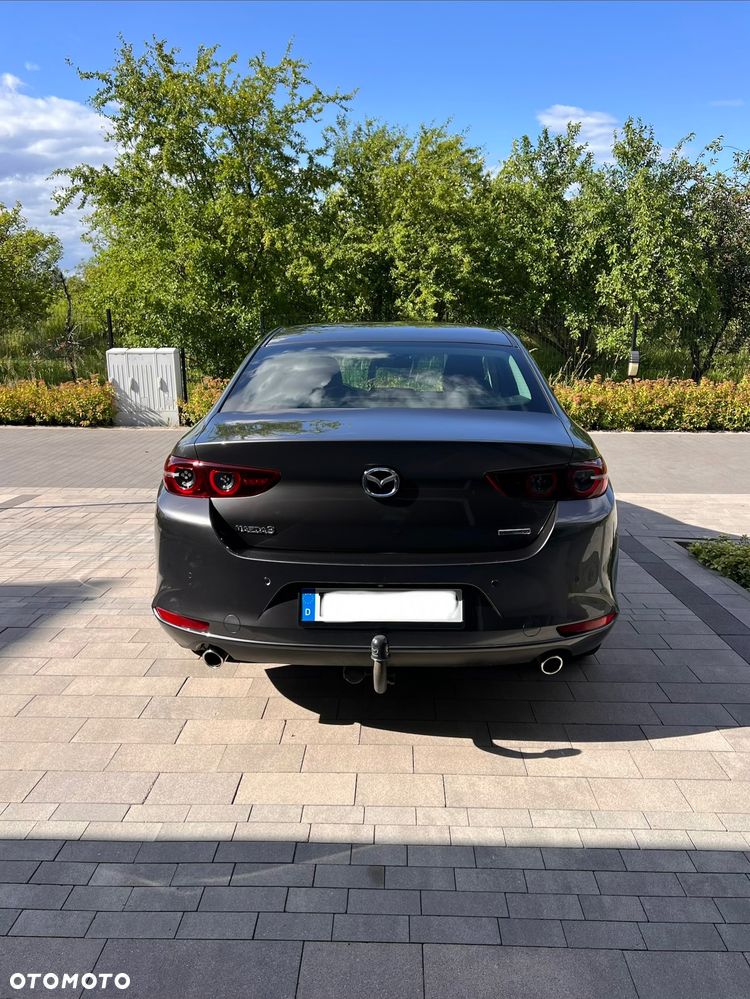 Mazda 3 2.0 mHEV Hikari - 9