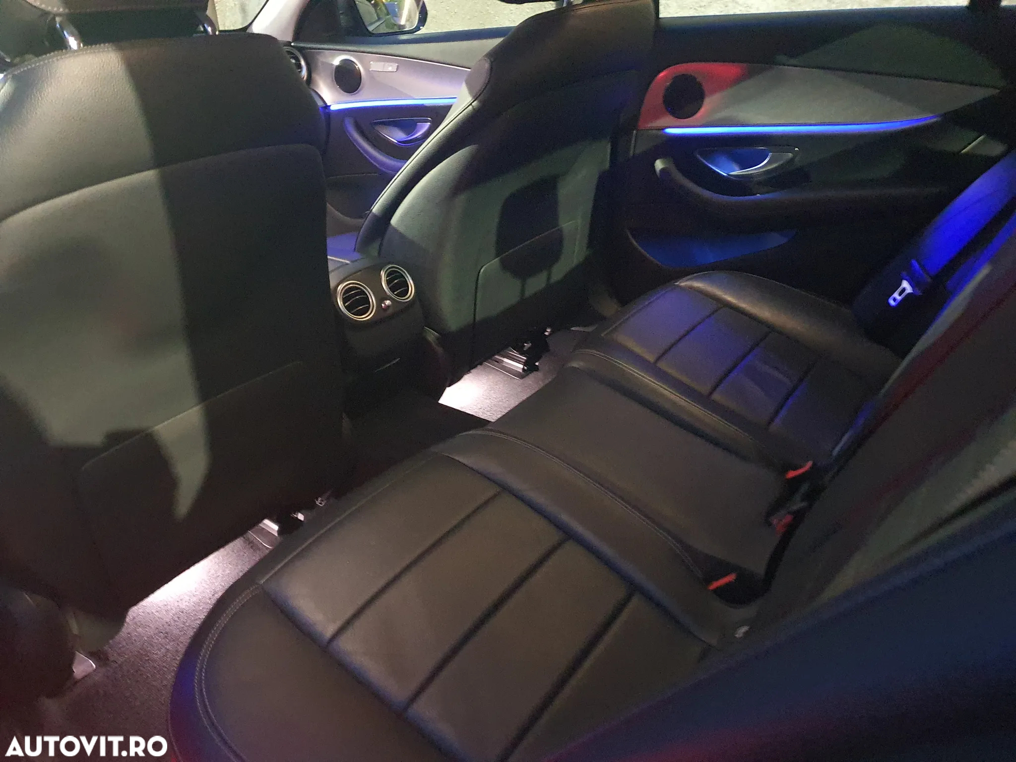 Mercedes-Benz E 200 d 9G-TRONIC Avantgarde - 12
