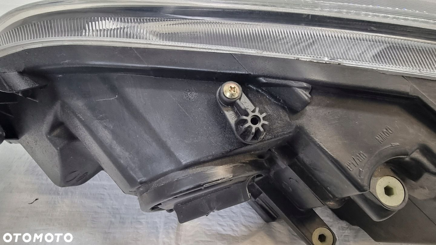 OPEL ASTRA J IV LIFT REFLEKTOR LAMPA PRZÓD PRAWY EUROPA 13371600 - 8