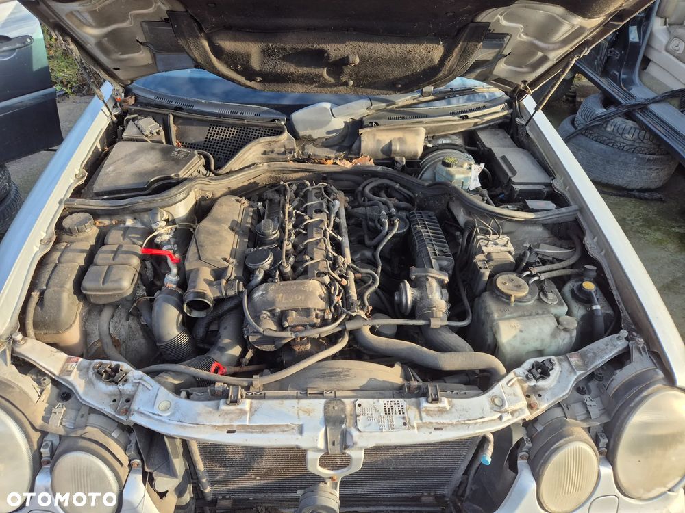 mercedes w210 silnik 2.7 cdi 612.961 skrzynia 722.634 sanki belka przód tył wahacz zacisk - 2