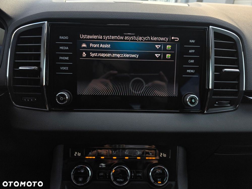 Skoda Karoq 1.5 TSI ACT 4x2 Style DSG - 18