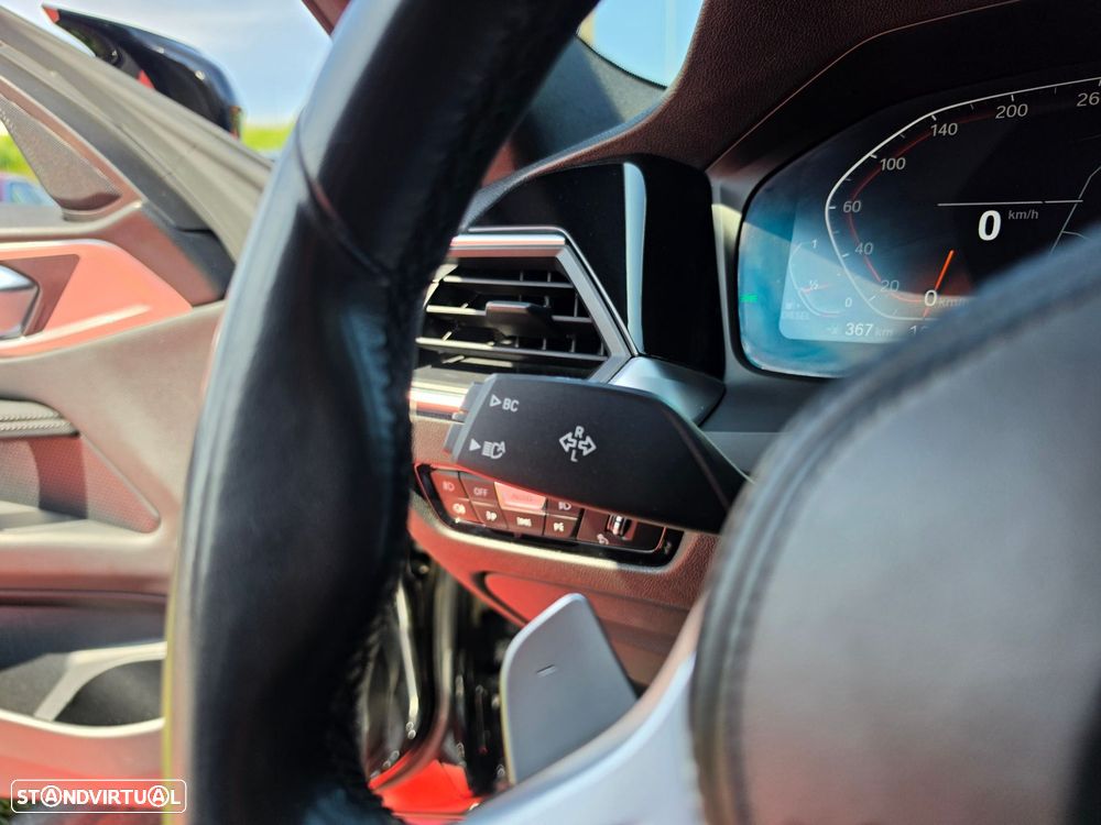 BMW 420 d Desportiva M Auto - 18