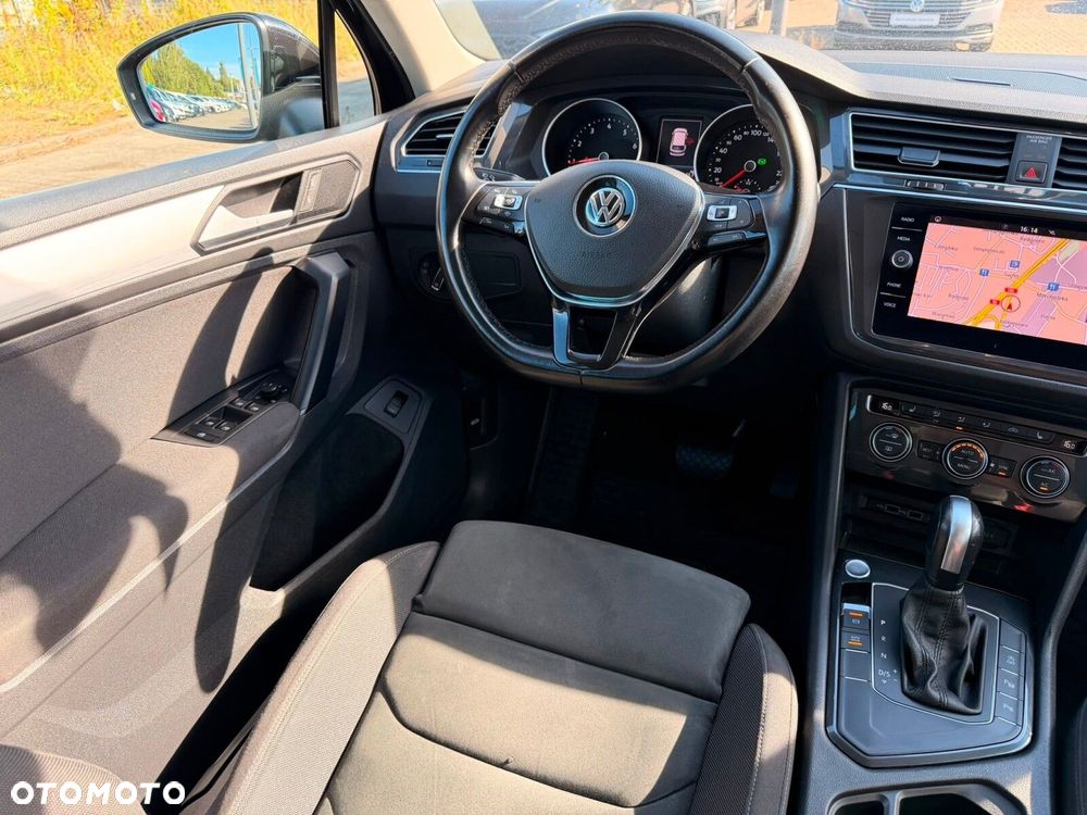 Volkswagen Tiguan - 28