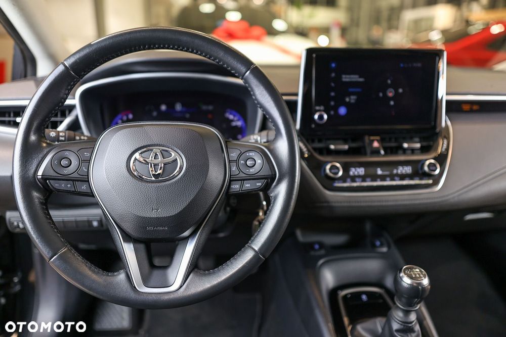 Toyota Corolla - 22