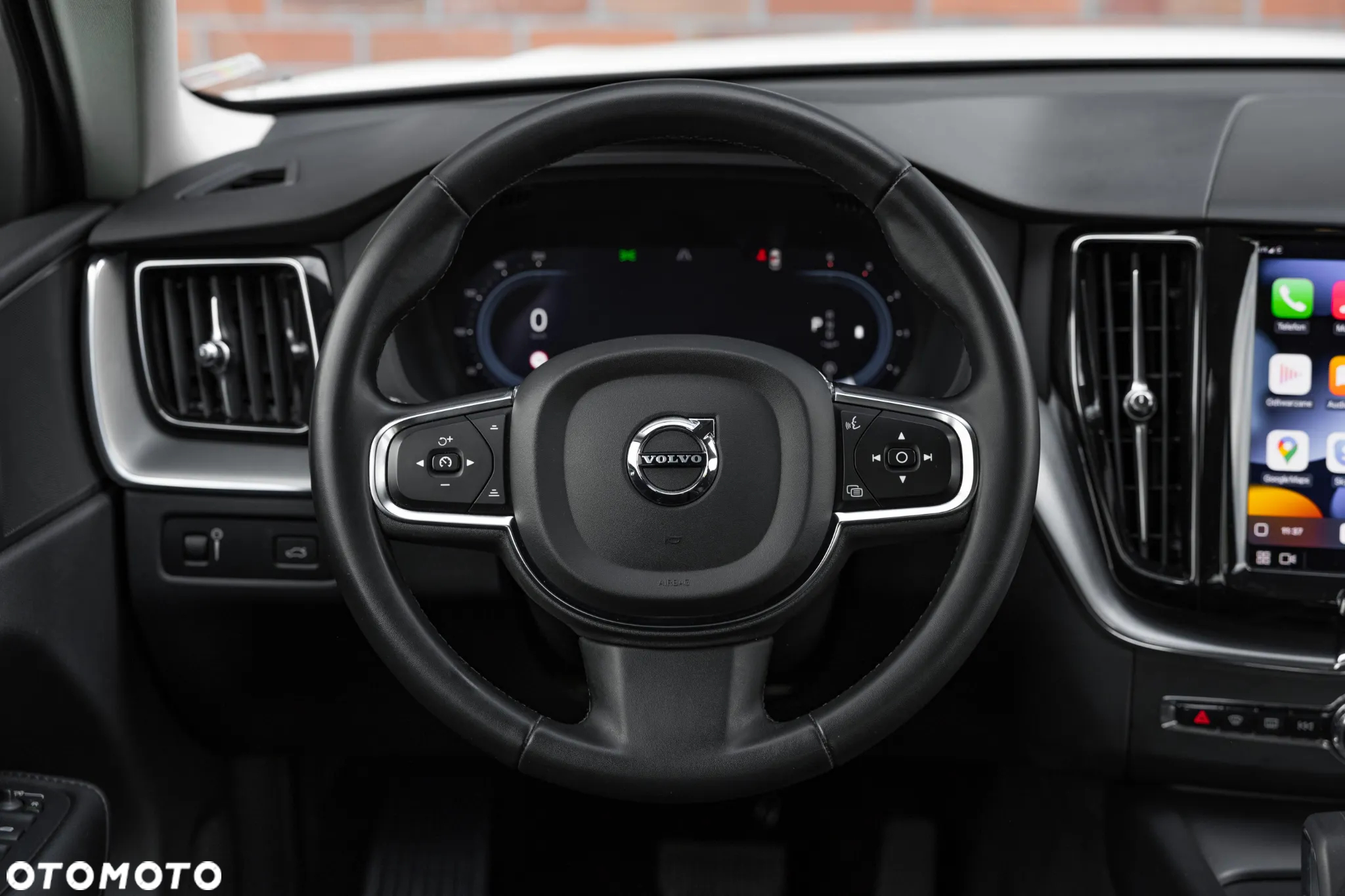 Volvo XC 60 D4 Momentum Pro - 34