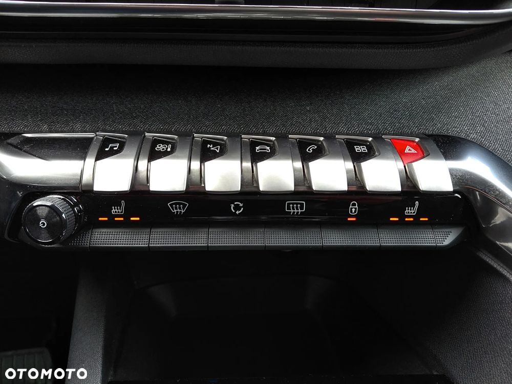 Peugeot 3008 1.5 BlueHDi GT Pack S&S EAT8 - 32