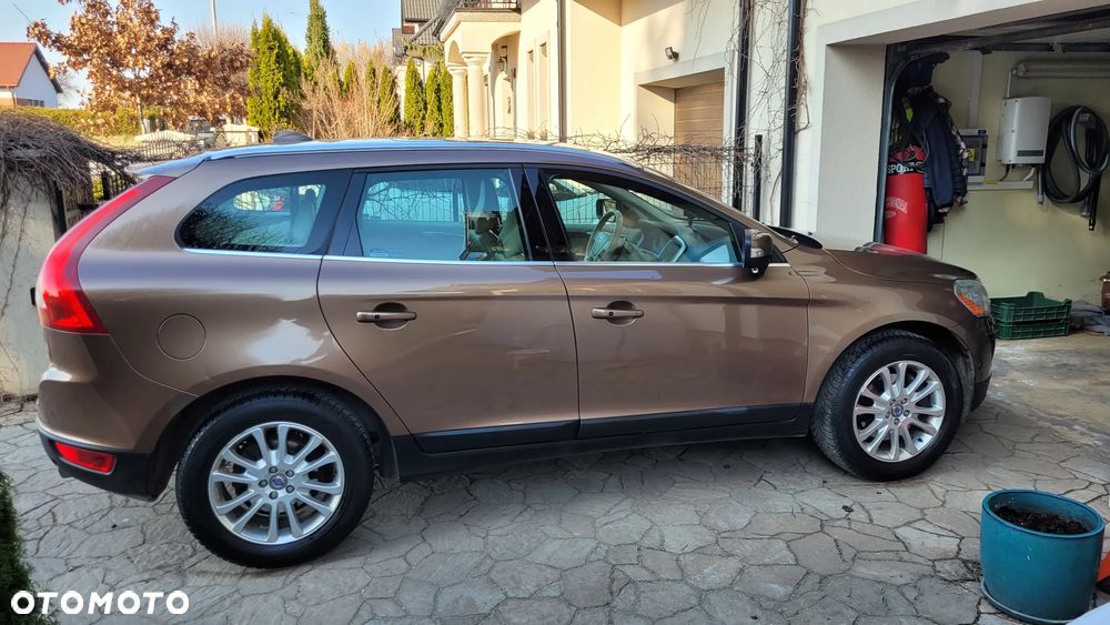 Volvo XC 60 D5 AWD Summum - 1