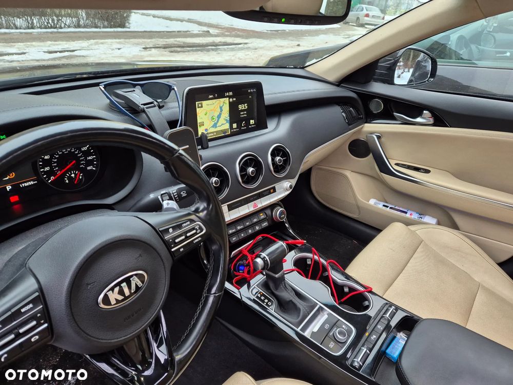 Kia Stinger 2.0 T-GDI GT Line - 35