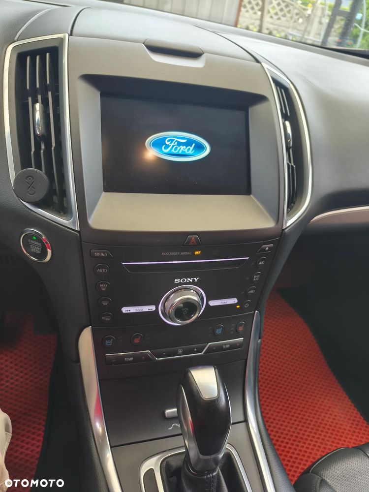 Ford Edge 2.0 EcoBlue Bi-Turbo 4x4 Titanium - 13