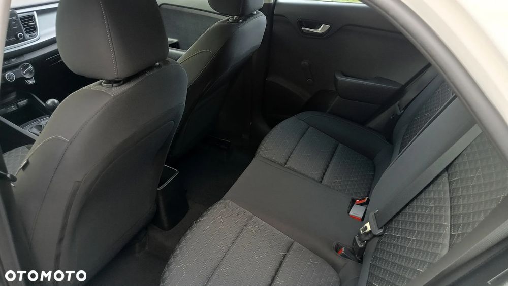 Kia Rio 1.2 Edition 7 - 18