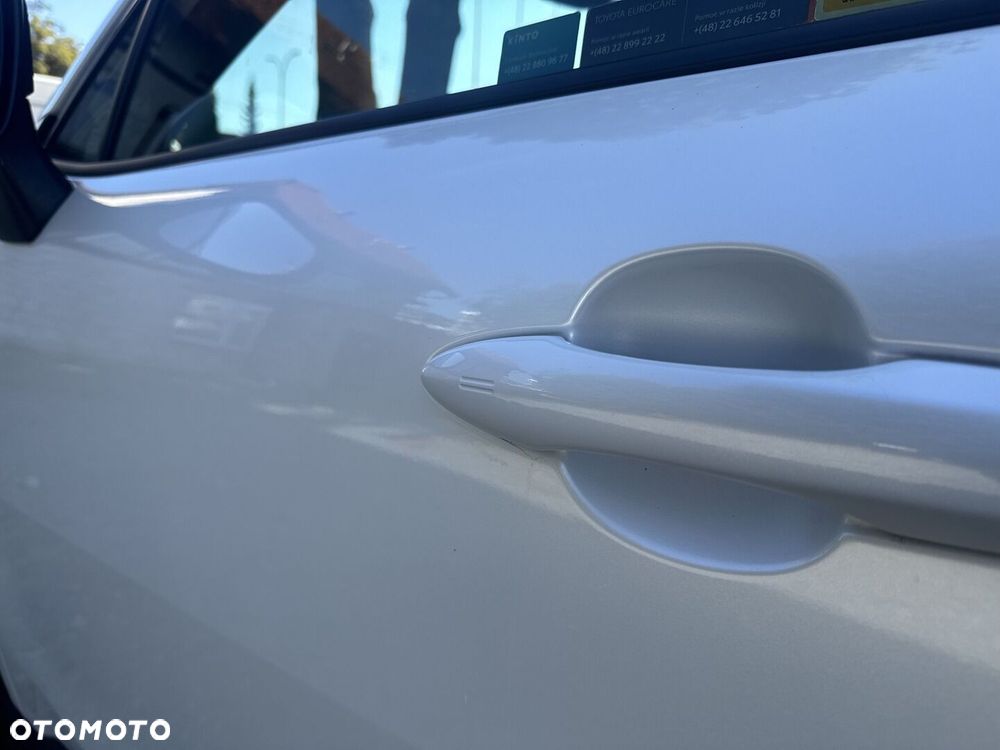 Toyota Corolla Cross 2.0 Hybrid Premiere Edition AWD - 29