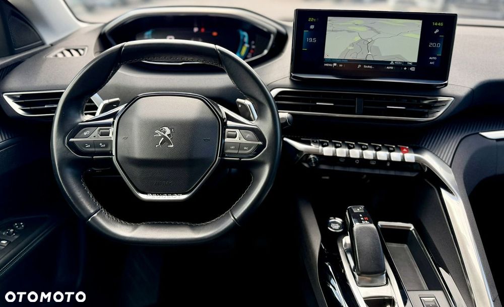 Peugeot 3008 1.6 PureTech Hybrid PHEV Allure Pack S&S EAT8 - 17