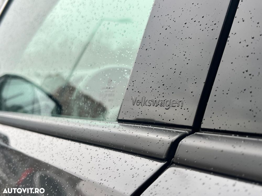 Volkswagen T-Roc 2.0 TDI SCR DSG Style - 22