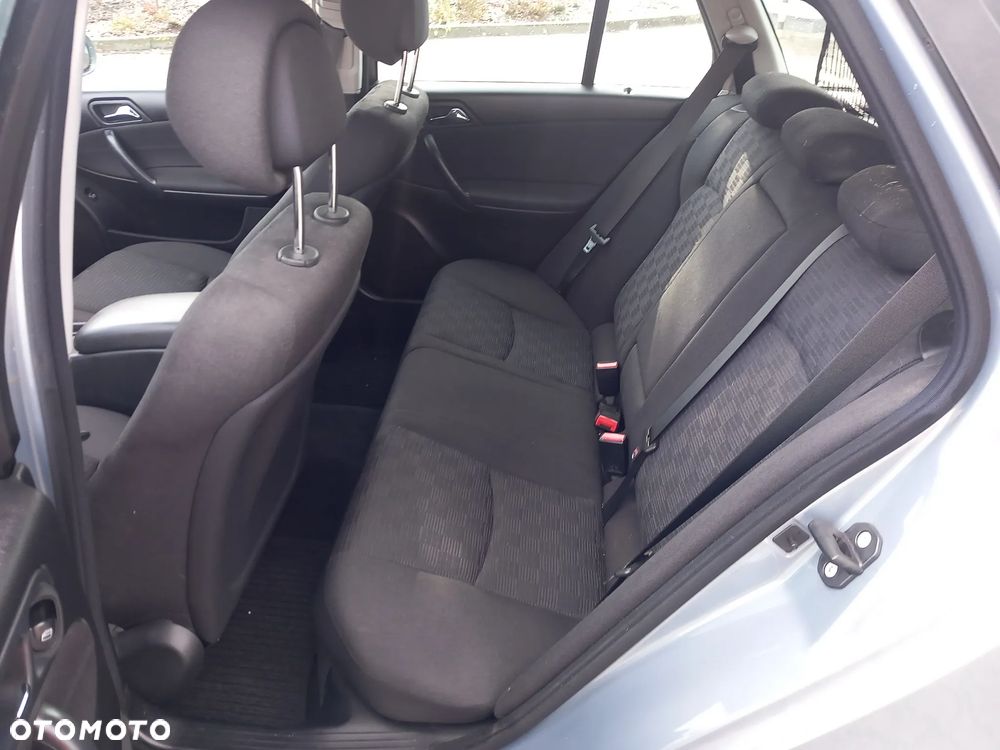 Mercedes-Benz Klasa C 180 Kompressor Automatik Classic Sport Edition - 23