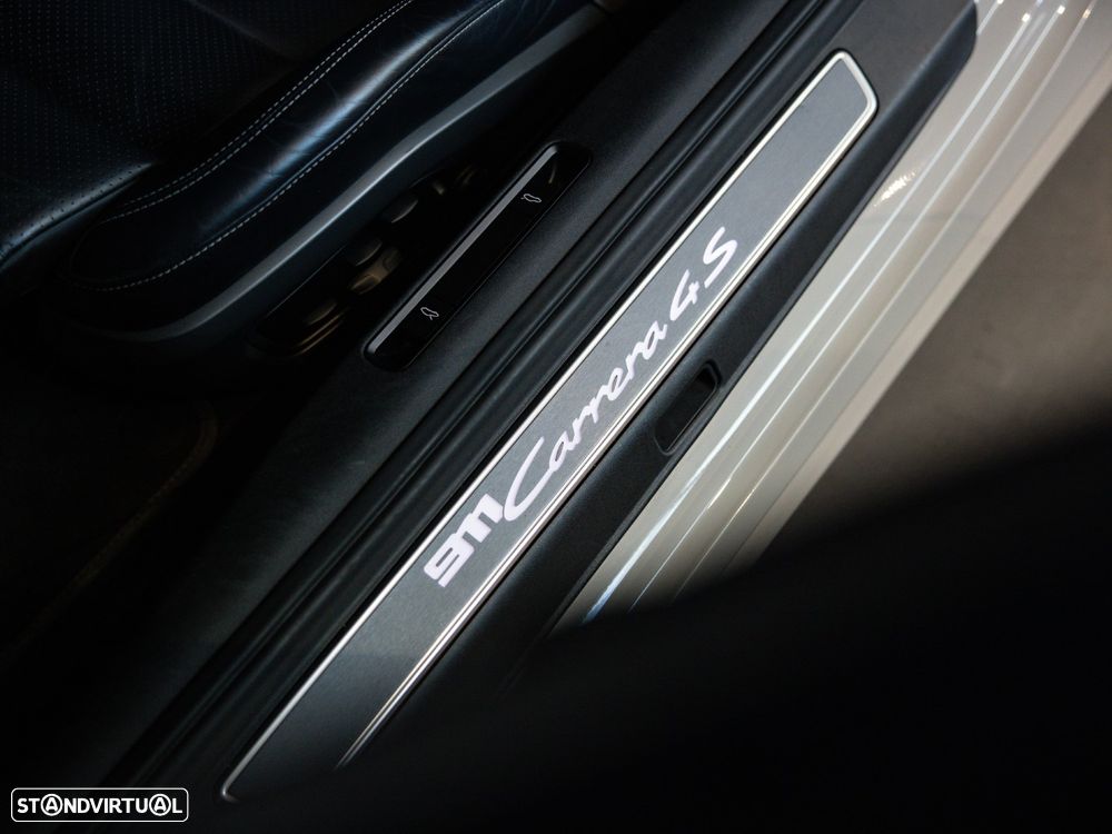 Porsche 911 (992) Carrera 4S PDK - 30