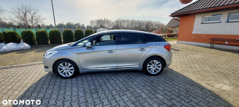 Citroën DS5 e-HDi 115 EGS6 Chic - 2