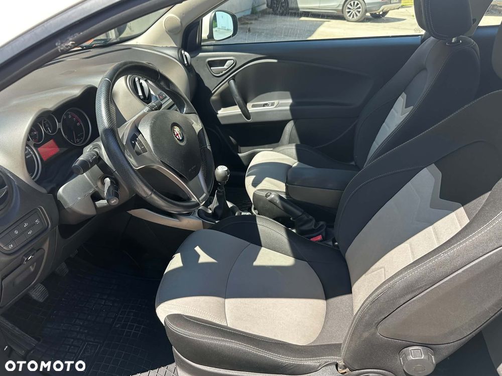 Alfa Romeo Mito 1.4 Distinctive EU6 - 7