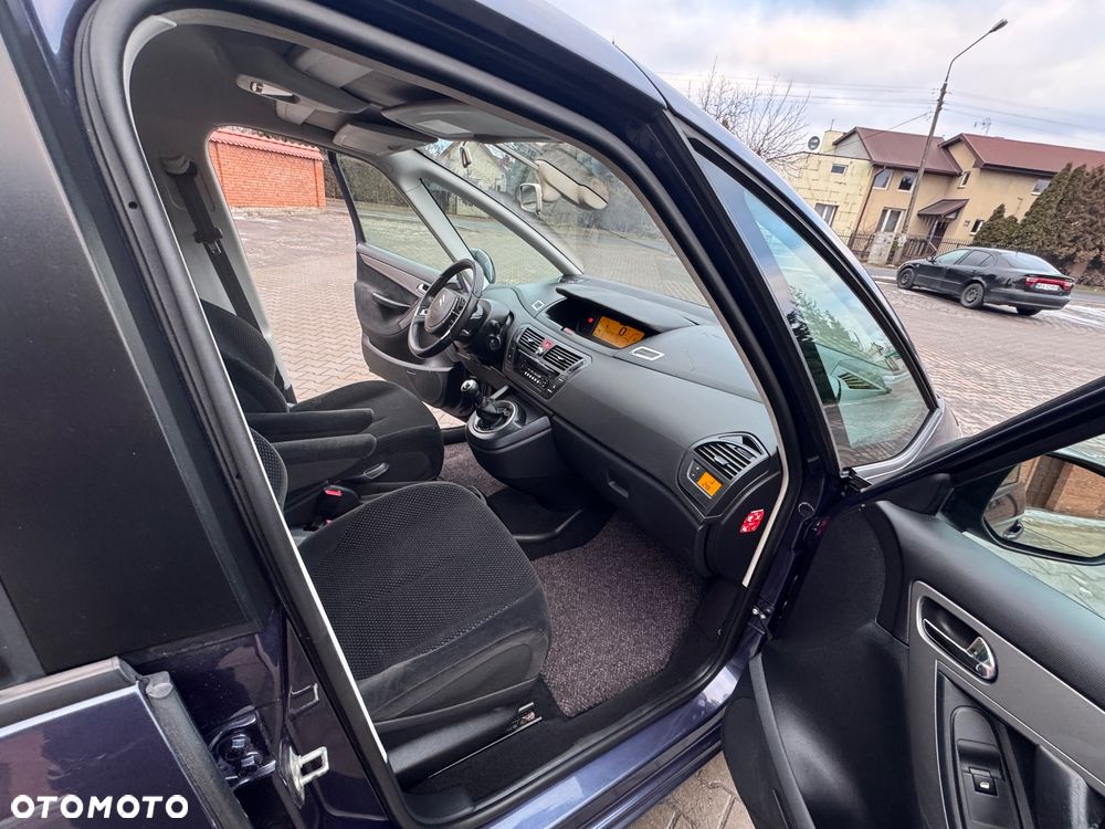 Citroën C4 Picasso - 8