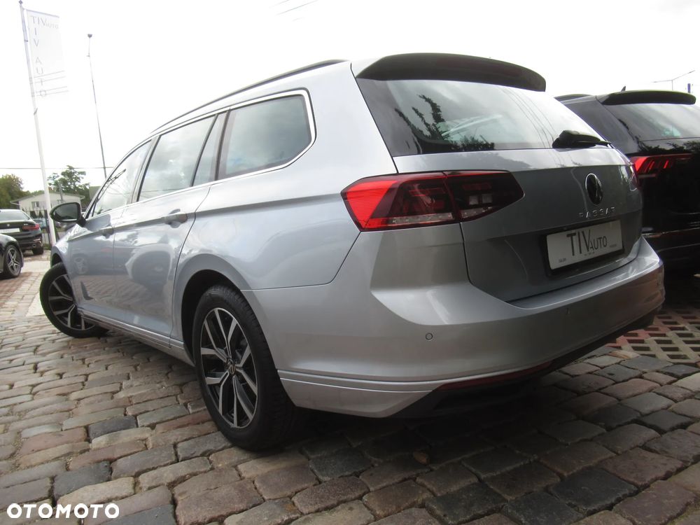 Volkswagen Passat 2023