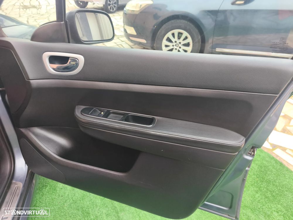 Peugeot 307 SW 1.6 HDi Sport - 16