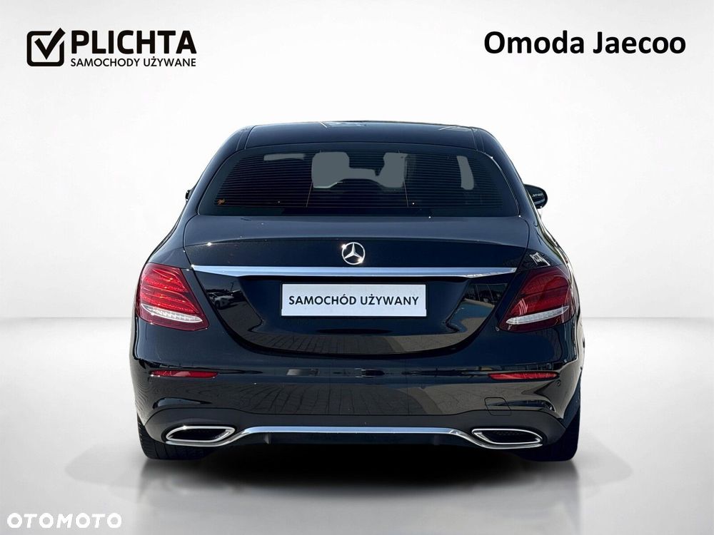 Mercedes-Benz Klasa E 220 d 4-Matic - 5