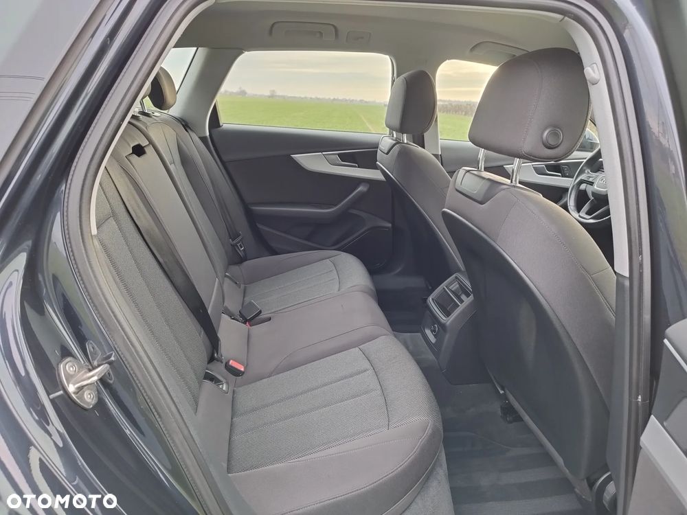 Audi A4 Avant 2.0 TDI S tronic - 21
