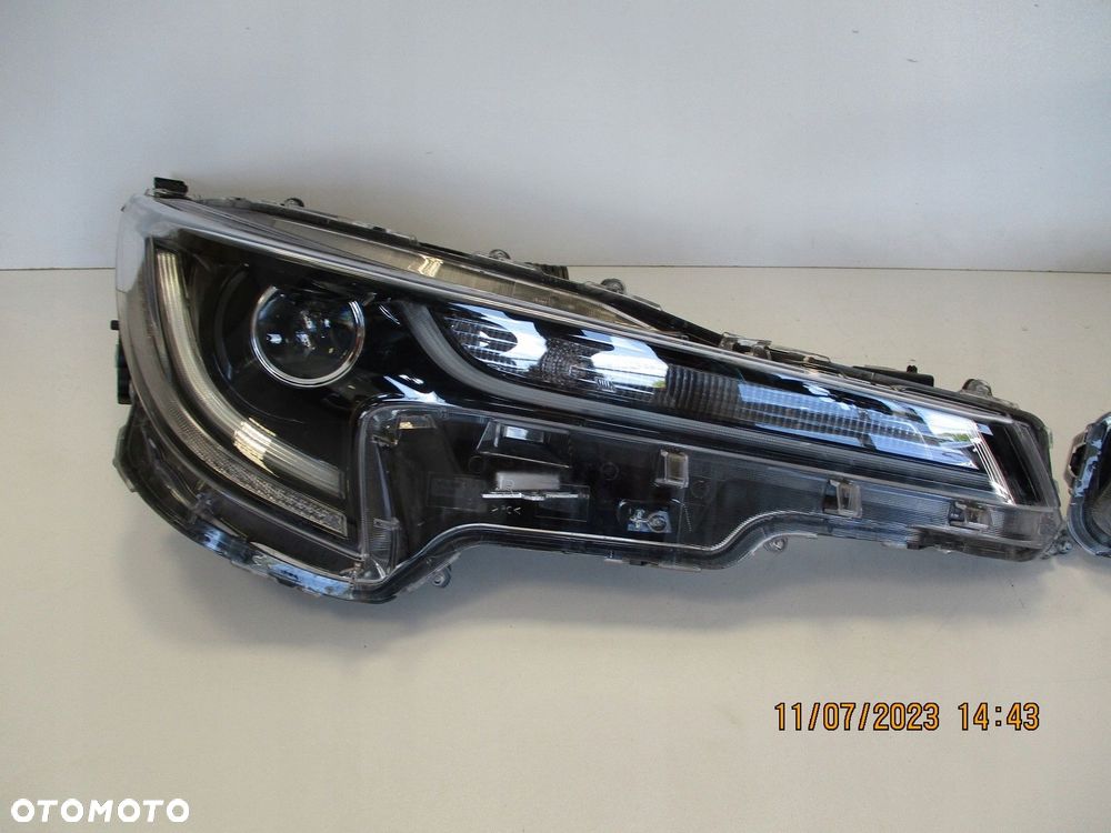 Lampa LEWA TOYOTA COROLLA E21 LED KOMBI - 5