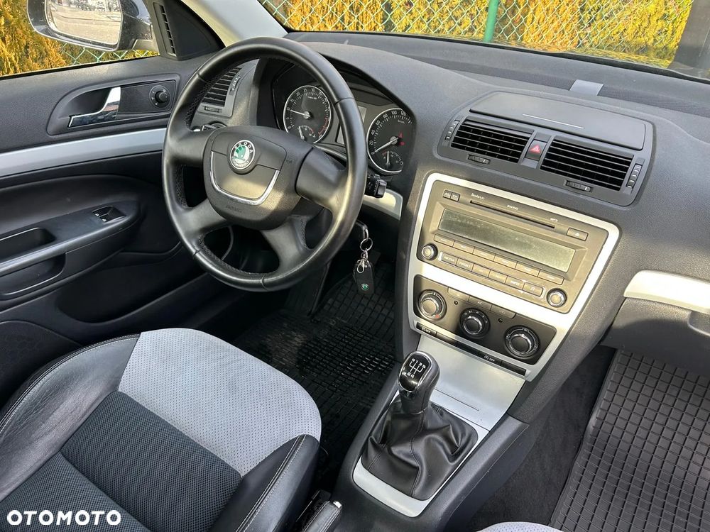 Skoda Octavia 1.6 TDI DPF Sport Edition - 6