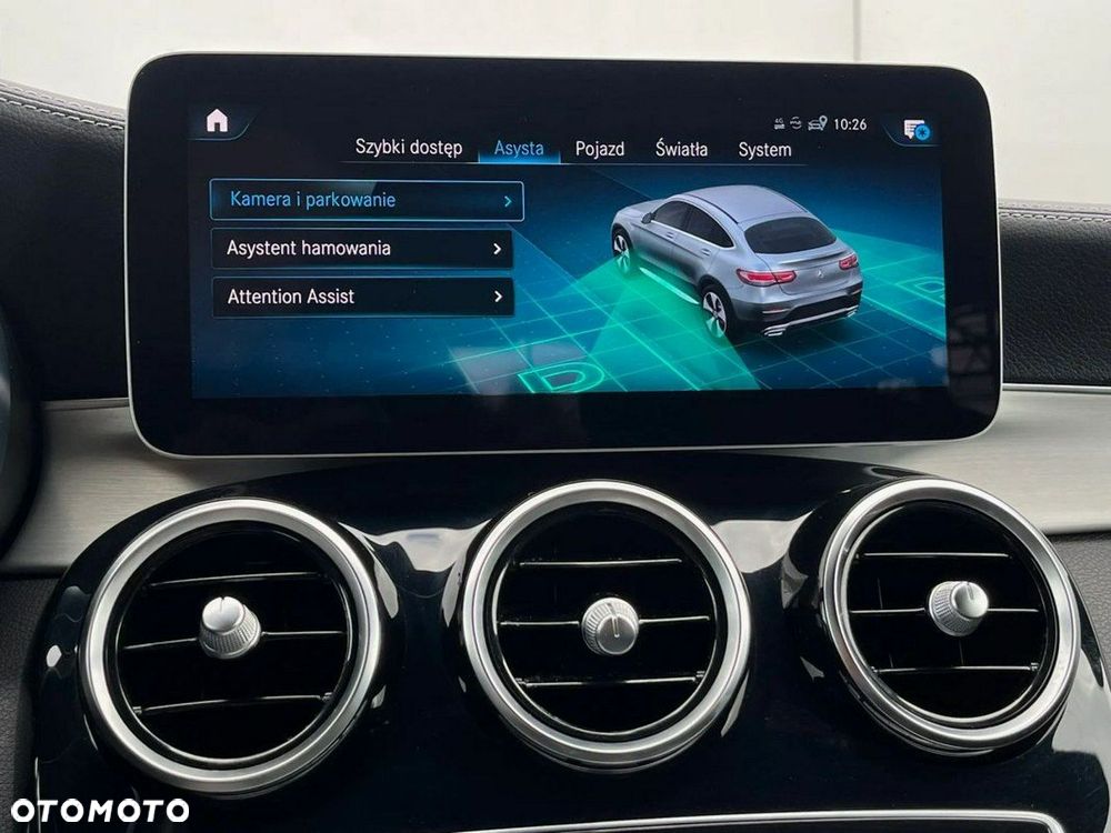 Mercedes-Benz GLC - 30