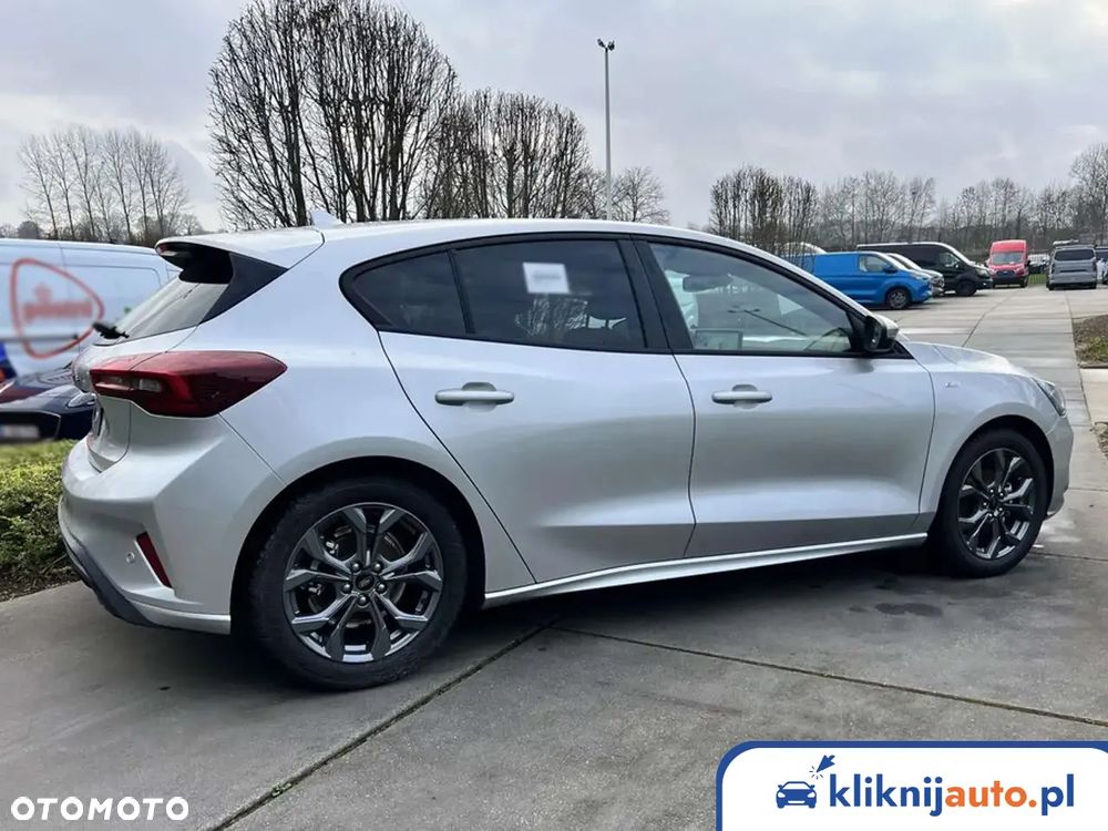 Ford Focus 1.0 EcoBoost mHEV ST-Line X - 5
