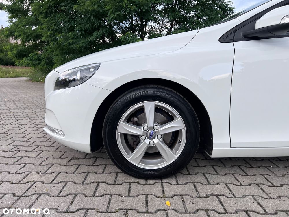 Volvo V40 D2 Kinetic - 13