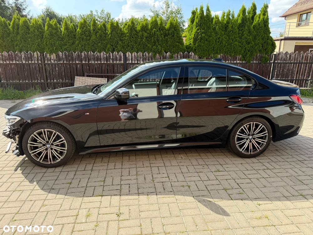 BMW Seria 3 330i xDrive M Sport sport - 2