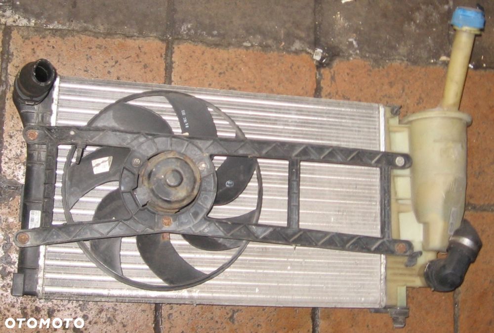 chłodnica wody wentylator FIAT PANDA II 1.1 / 1.2 8V - 4