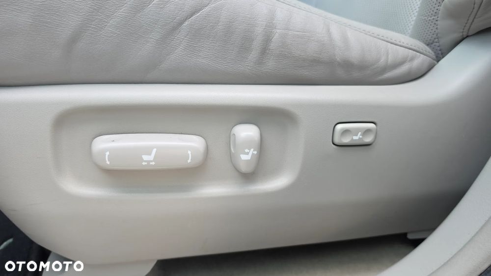 Lexus RX 300 Luxury - 11