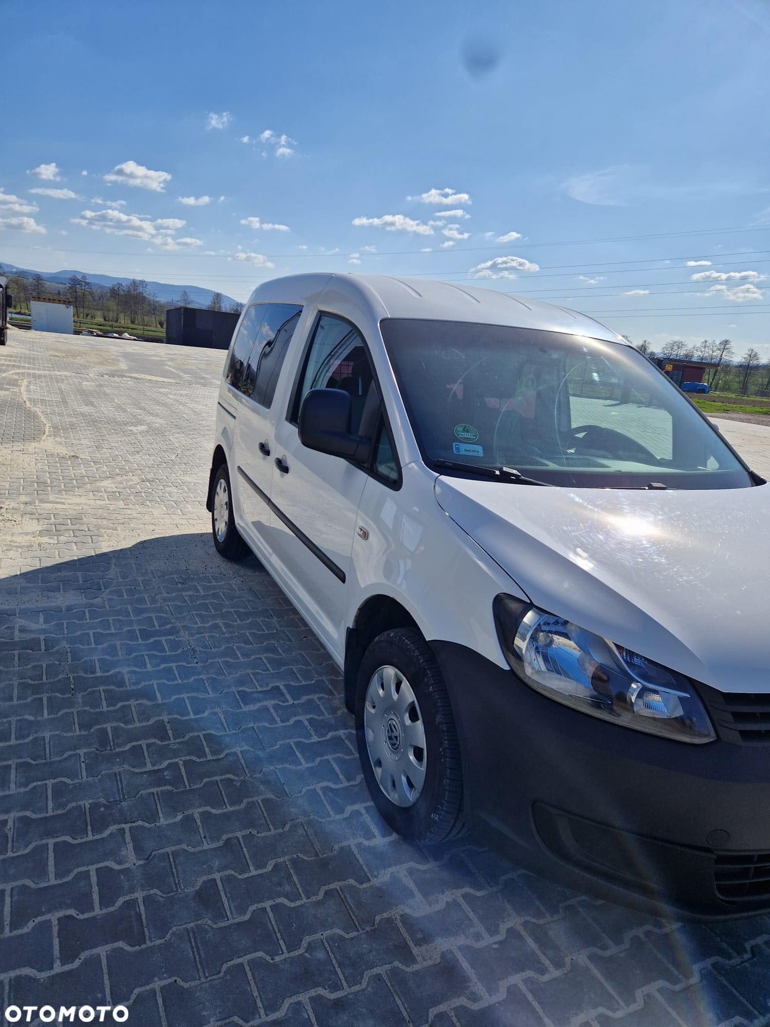 Volkswagen Caddy - 2