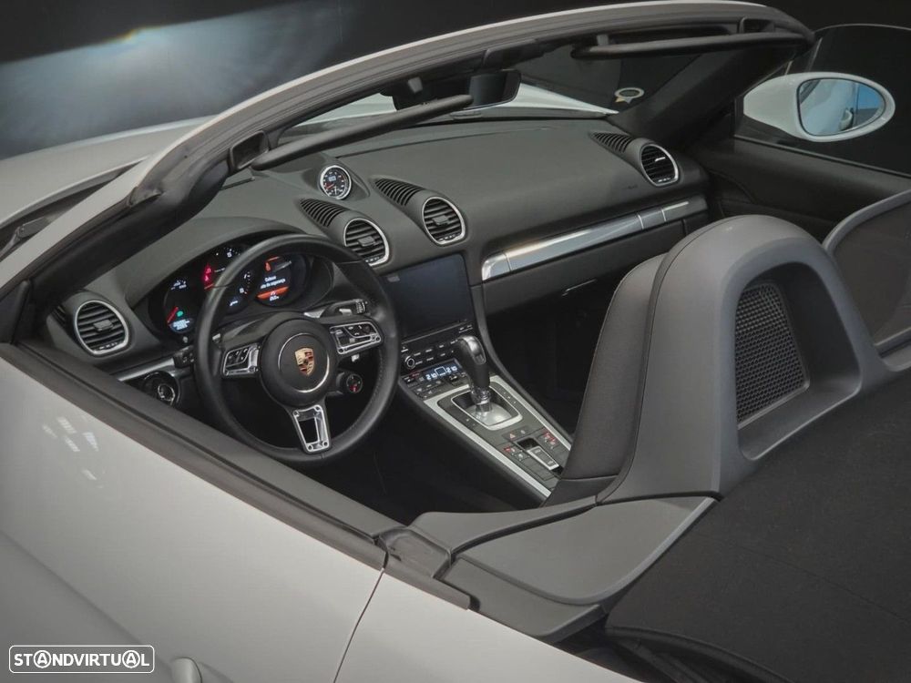 Porsche 718 Boxster 2.0 PDK - 15