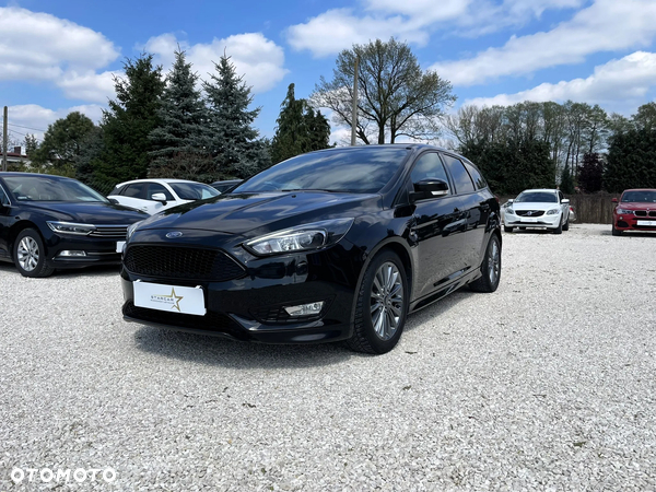 Ford Focus 2.0 TDCi ST-Line Red ASS