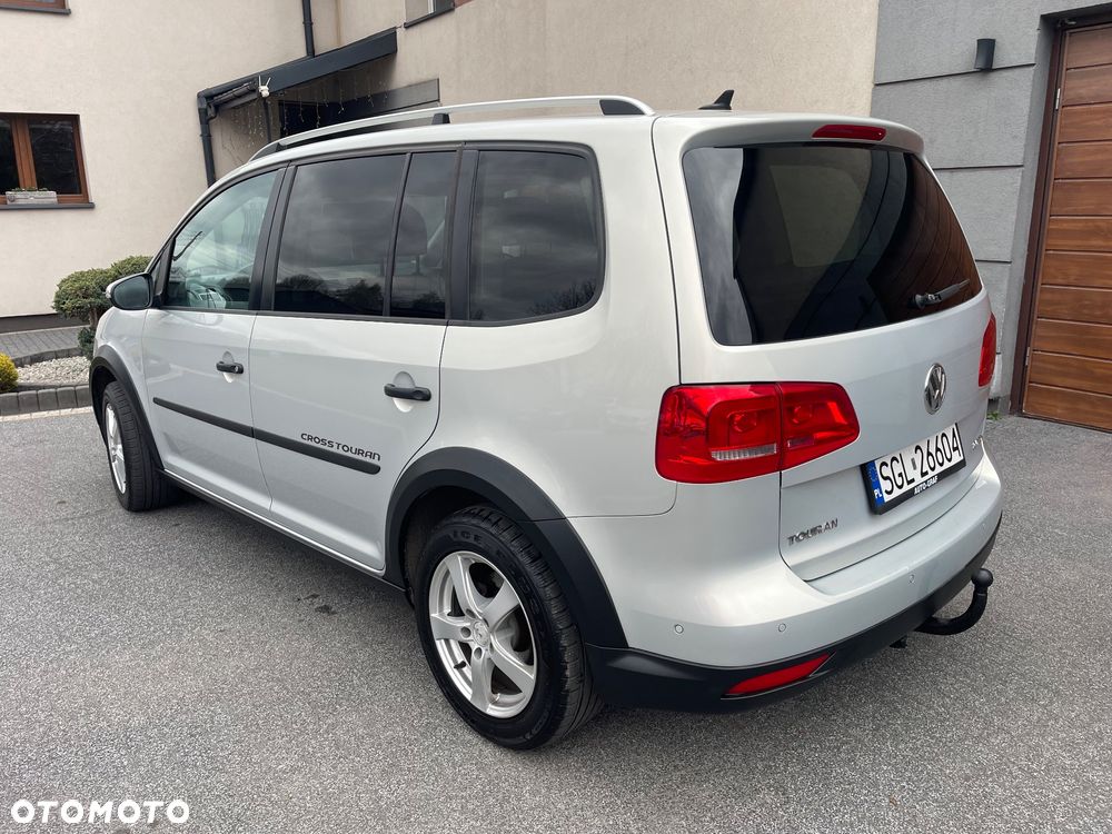 Volkswagen Touran 2.0 TDI DPF Cross Perfectline - 9