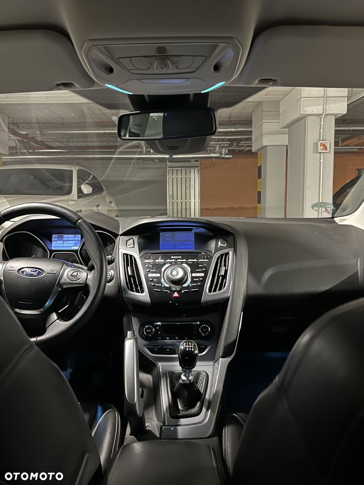 Ford Focus 1.6 EcoBoost Titanium - 8
