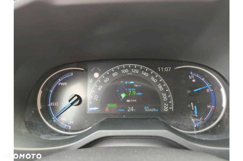 Toyota RAV4 - 6