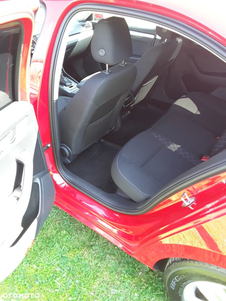 Skoda Superb 2.0 TDI SCR Style DSG - 10