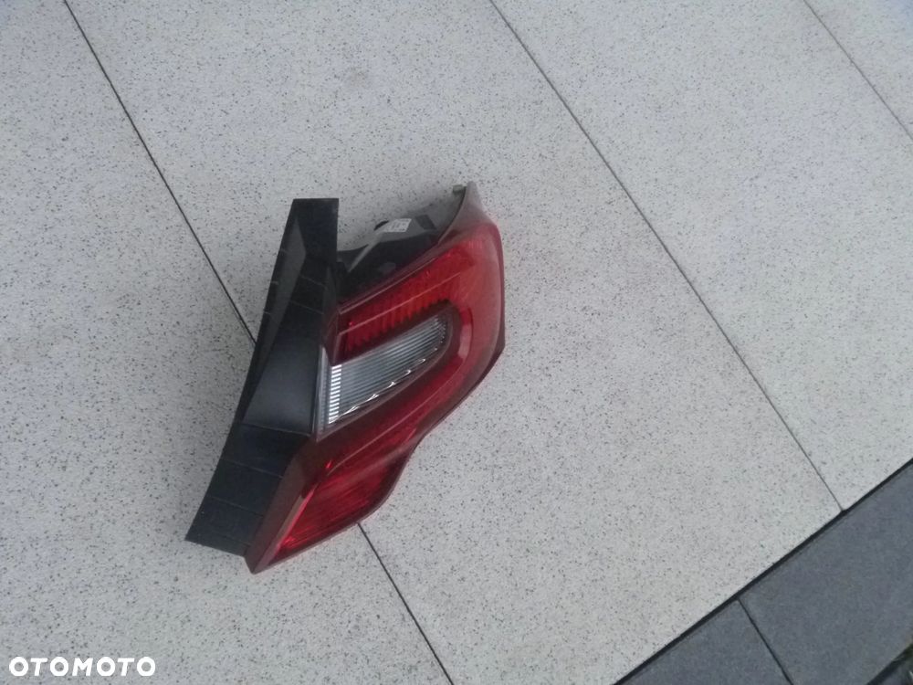 FIAT TIPO II SEDAN LAMPA PRAWA TYLNA 521029650 - 2