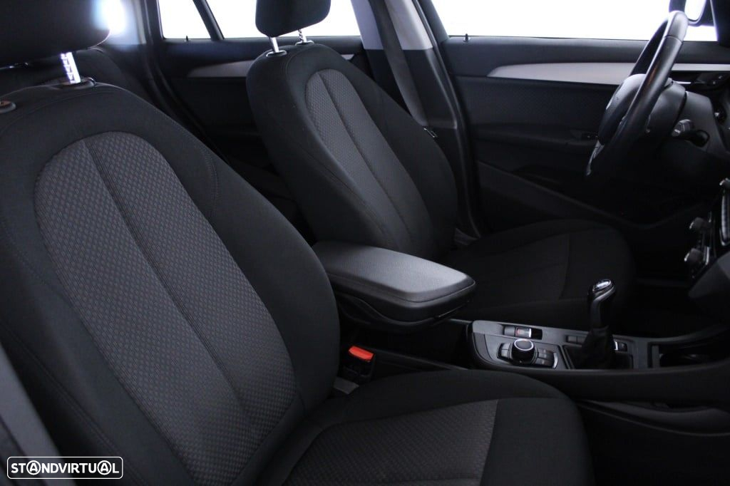 BMW X1 16 d sDrive Advantage - 14