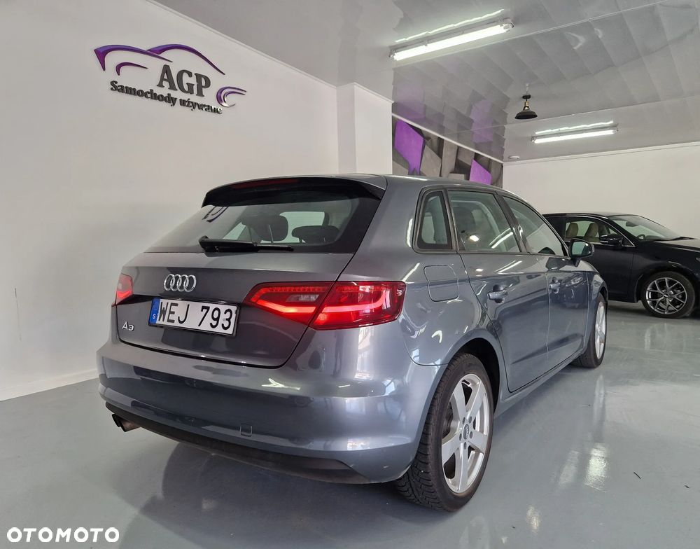 Audi A3 Sportback - 9